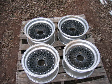 Rockwell Intl.Western Wheel Div.3147 3247 AF2183Max Load 1580lbs14x7Bolt circle: 4 on 4.5 (114.3mm)Backspace: 4\